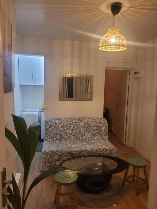 Charmant Appartement Pres De Montmartre París Exterior foto
