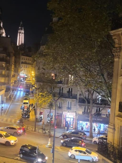 Charmant Appartement Pres De Montmartre París Exterior foto